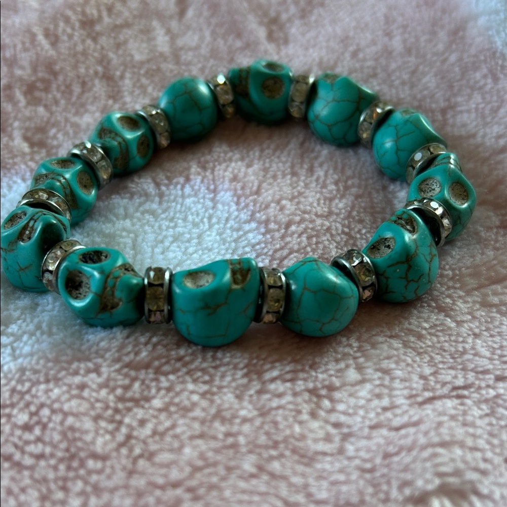 Turquoise Skull Beaded Bracelet